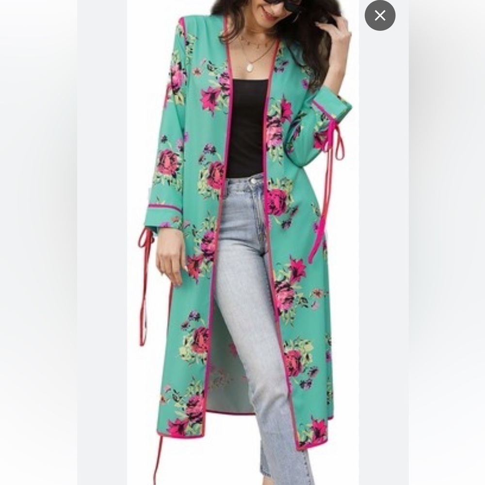 Free People - Picture 3 of 3